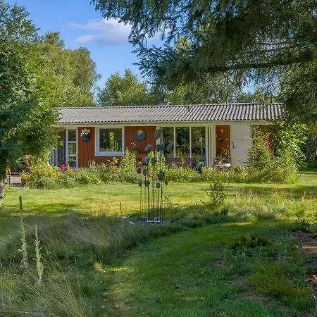 Semesterbostad Hartvig - 800m From The Sea By Interhome Laeso