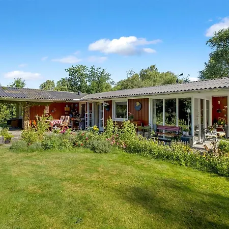 Hartvig - 800m From The Sea By Interhome Feriehus *